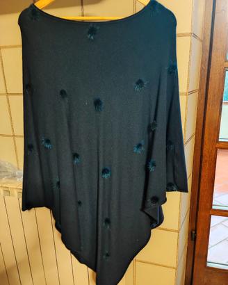Poncho blu “Minority”con inserti pelliccia. T.U.