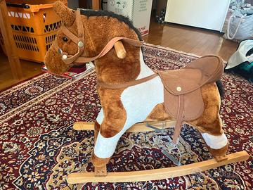Dondolo cavallo
