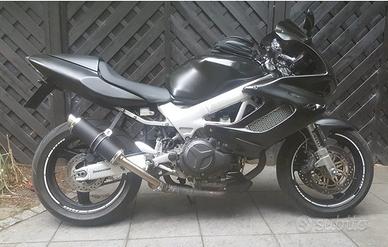 Thunder Titanium Black Honda VTR 1000 F