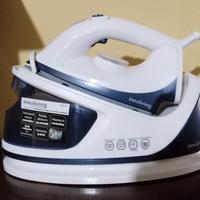 Ferro da Stiro con Generatore Vapore Continuo 