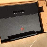 Modem TIM HUB+ (Wi-Fi 6) con scatola e accessori