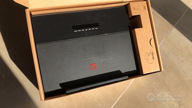 Modem TIM HUB+ (Wi-Fi 6) con scatola e accessori