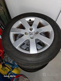 cerchi con gomme 