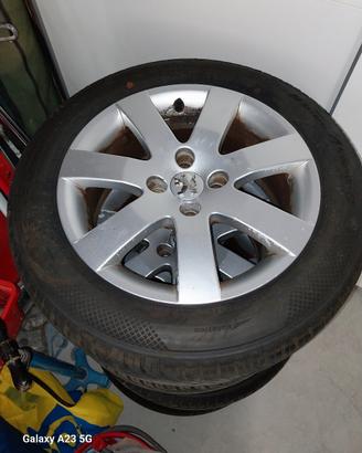 cerchi con gomme 