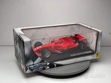 Hot wheels 1/18 FERRARI F2007 Kimi Raikkonen