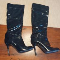 stivali donna in pelle lucida neri