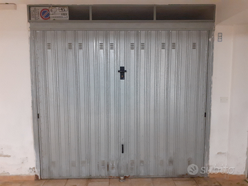 Autorimessa 2 posti auto 31 Mq