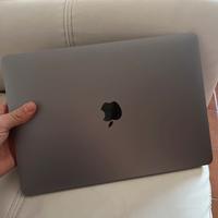 apple MacBook pro 2020