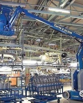 Piattaforma elettrica semovente