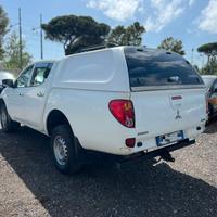 Mitsubishi L200 2.4 DI-D/154CV Club Cab Inform