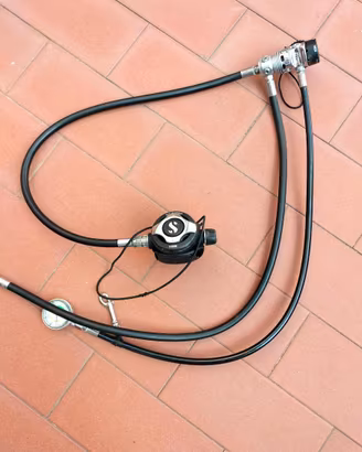 Set erogatori Scubapro MK25 + secondi st. e fruste