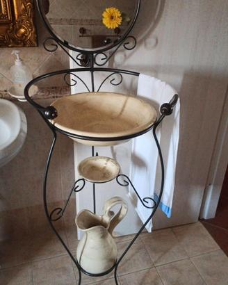 LAVABO I STILE ANTICO IN FERROBATTUTO/CERAMICA