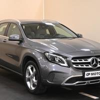 MERCEDES GLA (X156) GLA 200 d Automati...