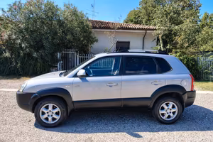 Hyundai TUCSON 2.0 CRD DYNAMIC. 89000 KM