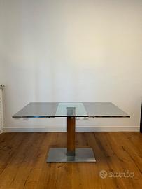 Tavolo Elvis Cattelan: piano in cristallo