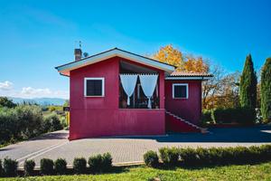 Villa immersa nel verde con 7000mq con parco