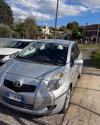 Toyota Yaris 1.4 D-4D 5 porte Sol NEOPATENTATI