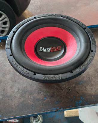 Subwoofer Earthquake 32" dbx12