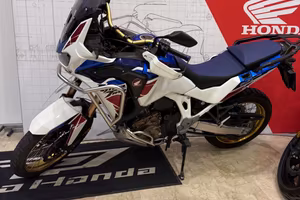 Honda CRF1100L Africa Twin adventure dct