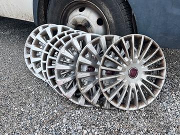 7 Coppe ruote Borchie Fiat 15 pollici