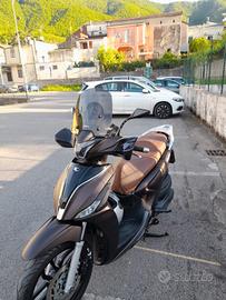 Kymco People 150i S - Rate a Interessi 0