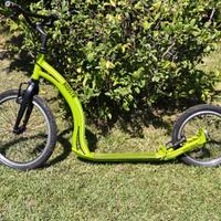 Kick Bike Yeddo Rodstr monopattino adulti 20"/16"