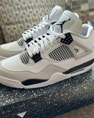 Jordan Air Jordan 4 Retro "Military Black" T44