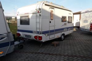 Roulotte hobby de lux 440