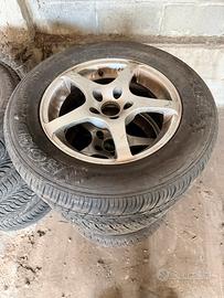 4 cerchi lega 16” +4 gomme michelin inv 205/55 R16