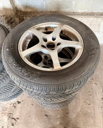 4 cerchi lega 16” +4 gomme michelin inv 205/55 R16