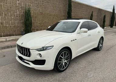 Maserati Levante 3.0 Diesel 275 cavalli PERFETTA