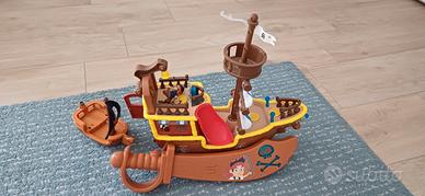 Set giochi Jake e I pirati dell'isola che non c'è