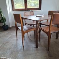 Tavolo e sedie di Ico Parisi