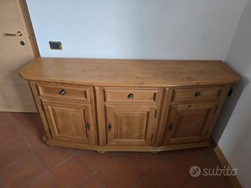 armadio stile tirolese