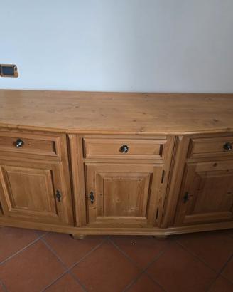 armadio stile tirolese
