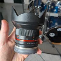 Obiettivo Samyang e-mount 12 mm F2 - made in korea