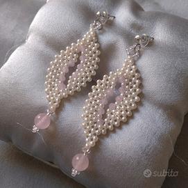 Orecchini Eleganti bianchi foglia pietre quarzo