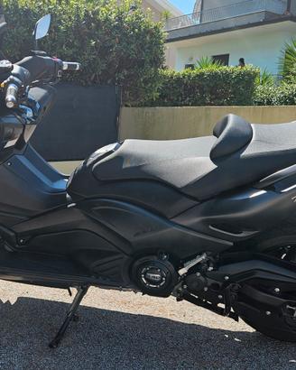 TMax 530 2015 km 16.000