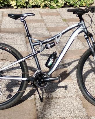 MTB full sospension 