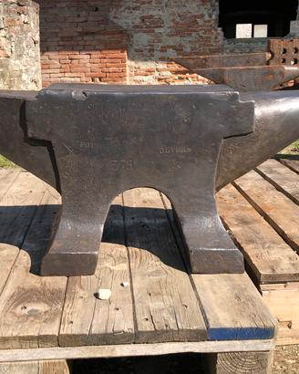Incudine francese 186 kg fabbro