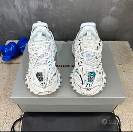 Balenciaga track