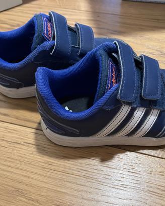 Scarpe da ginnastica bimbo Adidas nr.26