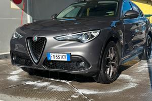 Alfa romeo Stelvio 2.2 Excutive 210 cv prezzo trat