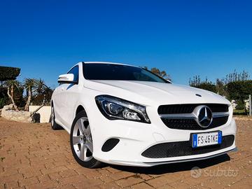 54600 KM Mercedes-Benz CLA 220 d shooting brake
