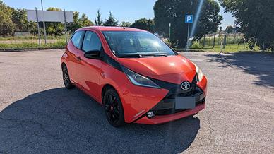 Toyota Aygo 1.0 VVT-i x-cite – Pop Orange