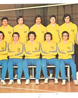 Cartolina pallavolo g.s. panini modena anni 70