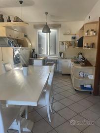 cucina in vero legno completa
