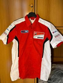 Ducati team shirt paddock, Iannone/Dovizioso