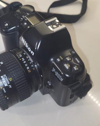 Macchina  fotografica Nikon + accessori