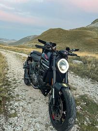 Ducati Monster 937+ Depo a libretto